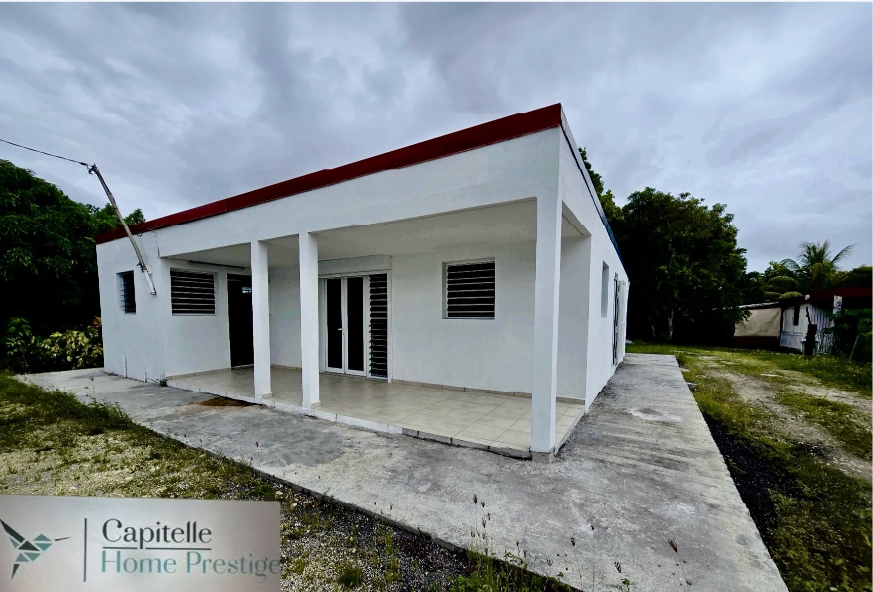 Villa St François -110 M2 -640M2 Terrain