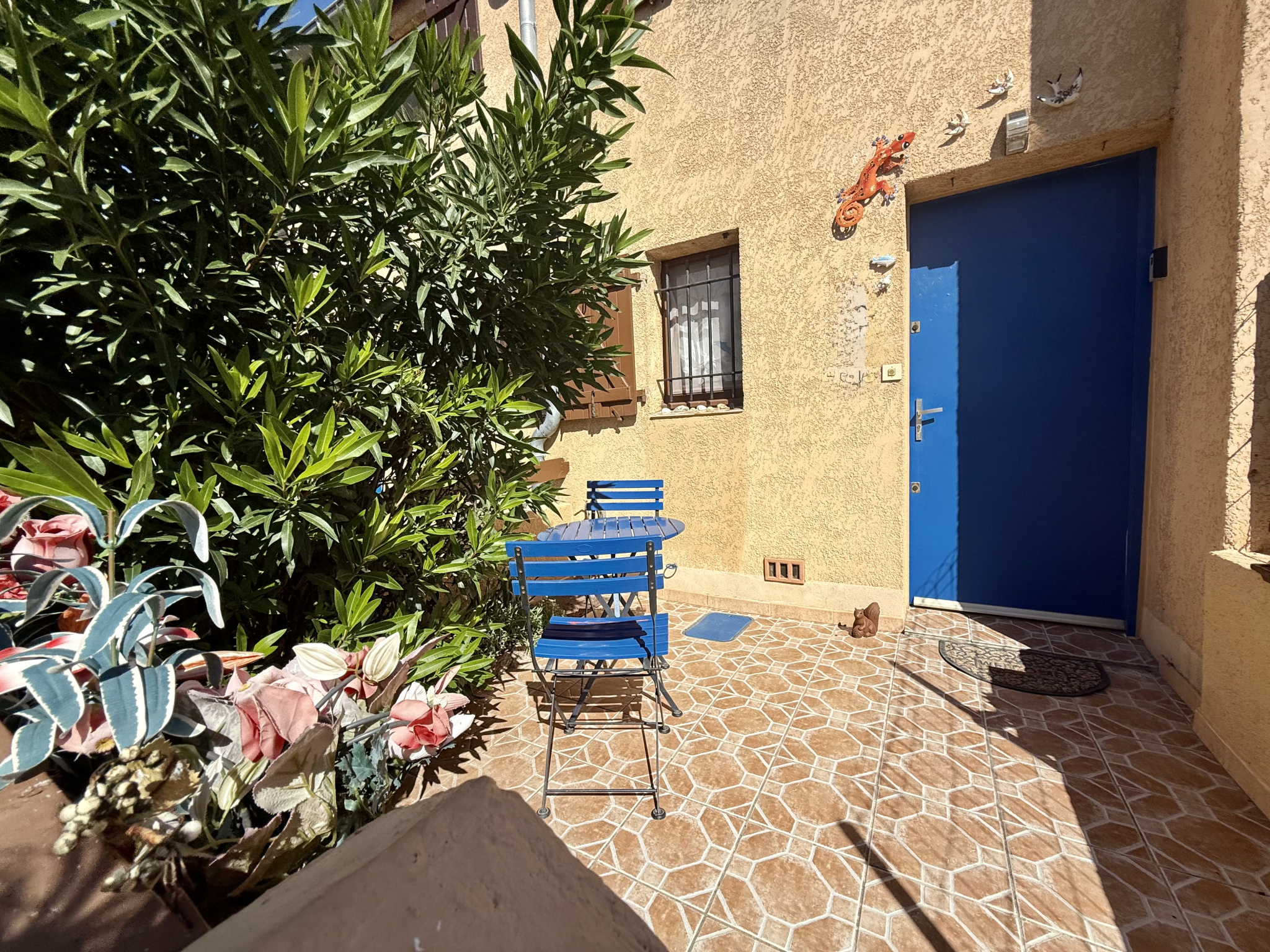 Frontignan Plage Maison T3 traversante -double terrasse - accès plage - Parking