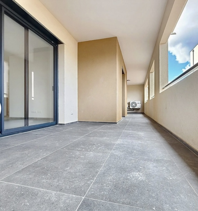 Folleli centre ville - Appartement T3 Meublé avec grande terrasse et parkings