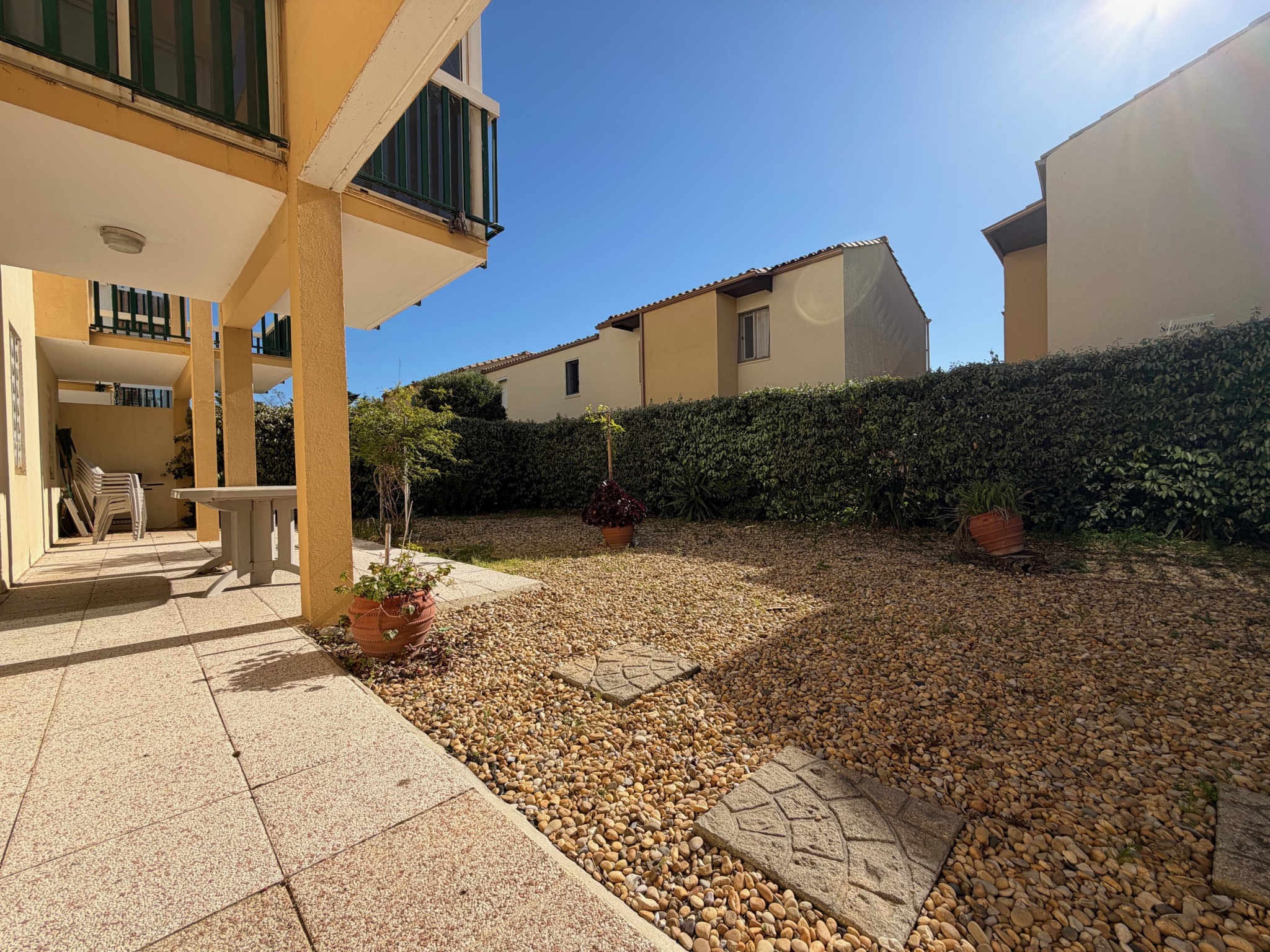 Frontignan Plage, Appartement T3 avec Grand jardin et Parking privatif